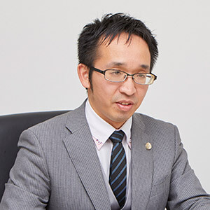 医療事業部長 弁護士 井内 健雄