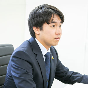 シニアアソシエイト 弁護士 宮本 龍一