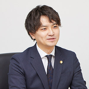 弁護士 上田 圭介