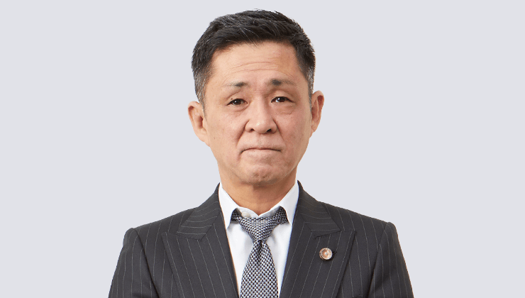 代表執行役員 医学博士 弁護士 金﨑 浩之