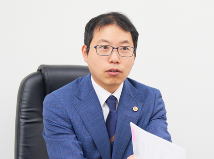 弁護士