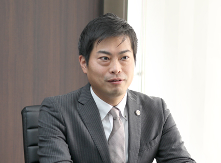 弁護士