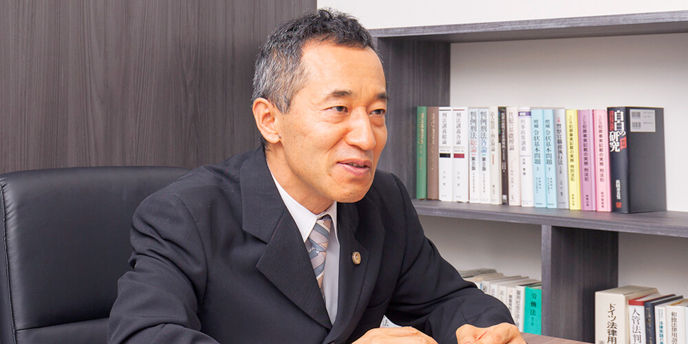 担当弁護士の写真
