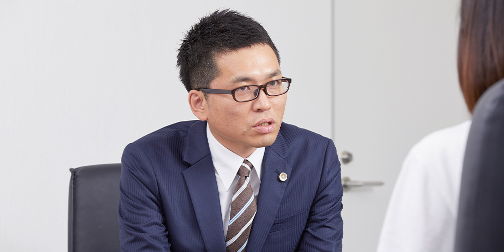 担当弁護士の写真