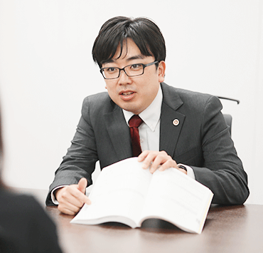 保険会社との交渉では、ご依頼者様の利益を一番に考えます