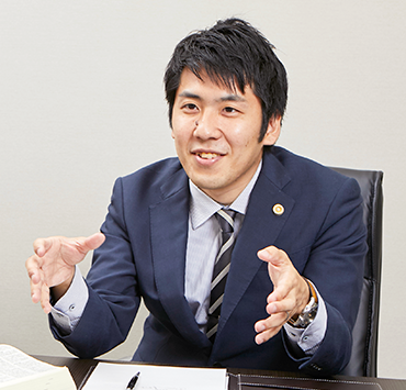 保険会社との交渉では、ご依頼者様の利益を一番に考えます