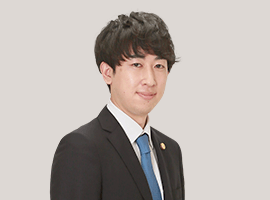 シニアアソシエイト 弁護士 野村 祐矢