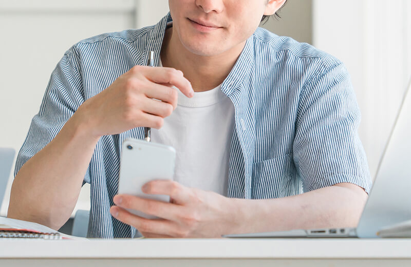 妄想型セクシャルハラスメントとは？行為例や被害に遭った時の対応